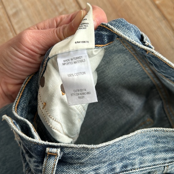 AGOLDE Riley Button Fly - Size 25 - Picture 3 of 7